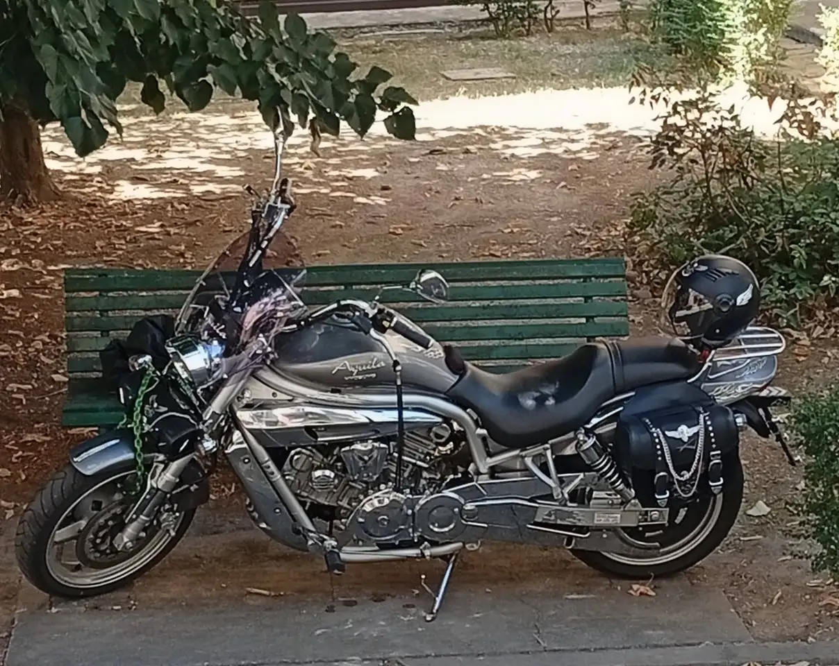 Hyosung Aquila 650