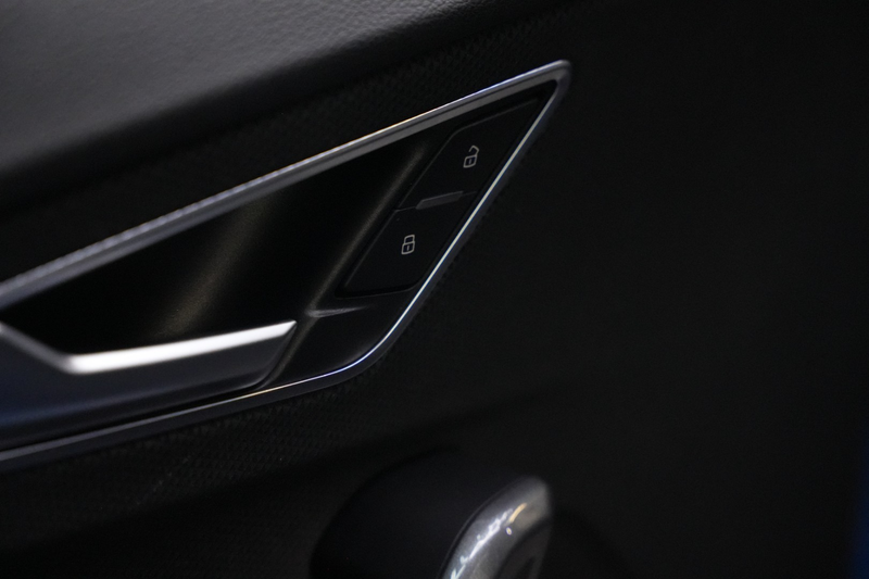 Audi Q2 35 TFSI S line S-LINE*CARPLAY*MATRIX*AHK*KAM — photo 7