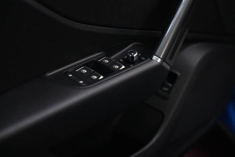 Audi Q2 35 TFSI S line S-LINE*CARPLAY*MATRIX*AHK*KAM — photo 6