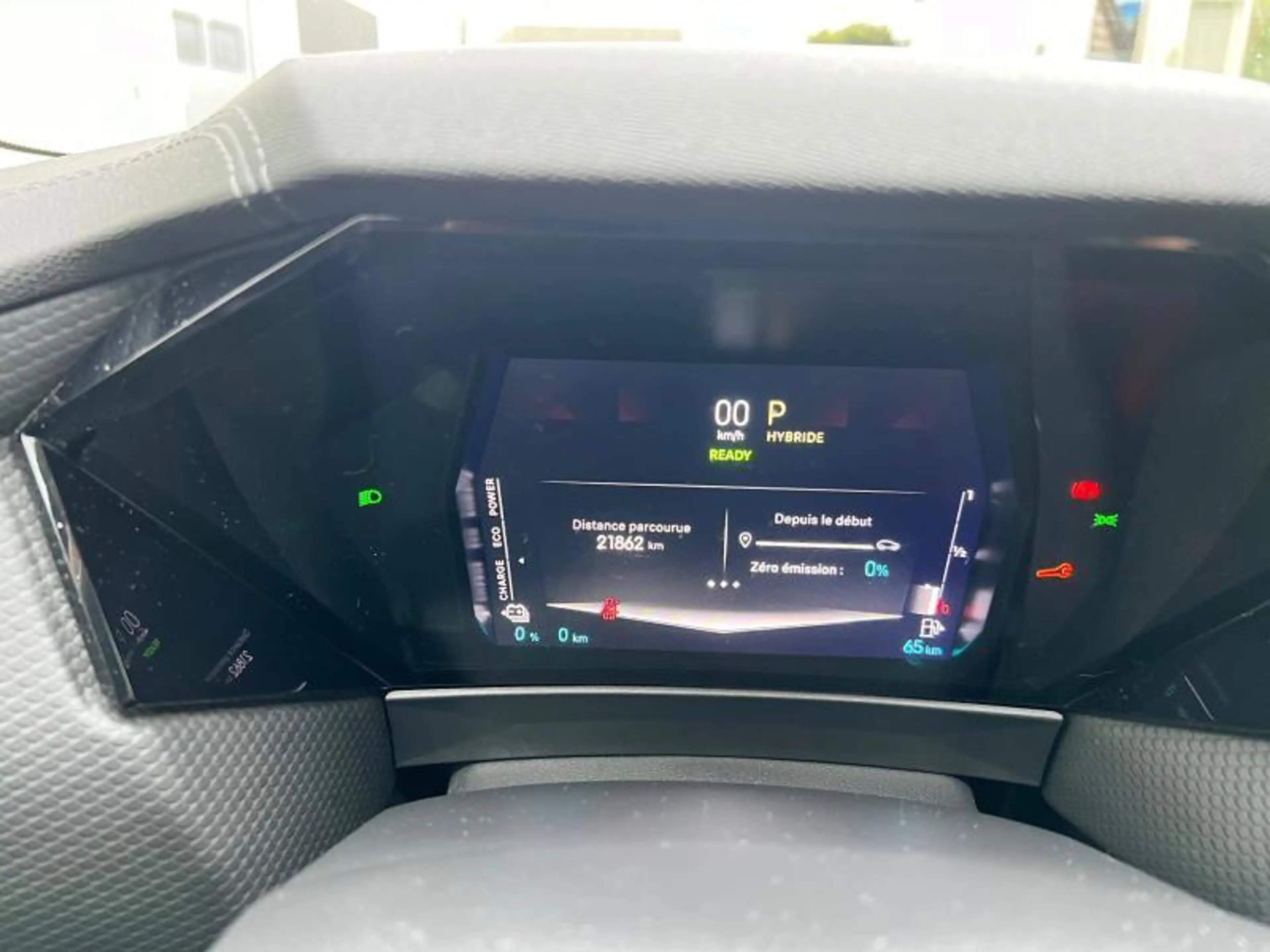 DS Automobiles DS 4 CROSS RIVOLI E-TENSE 225 — photo 12