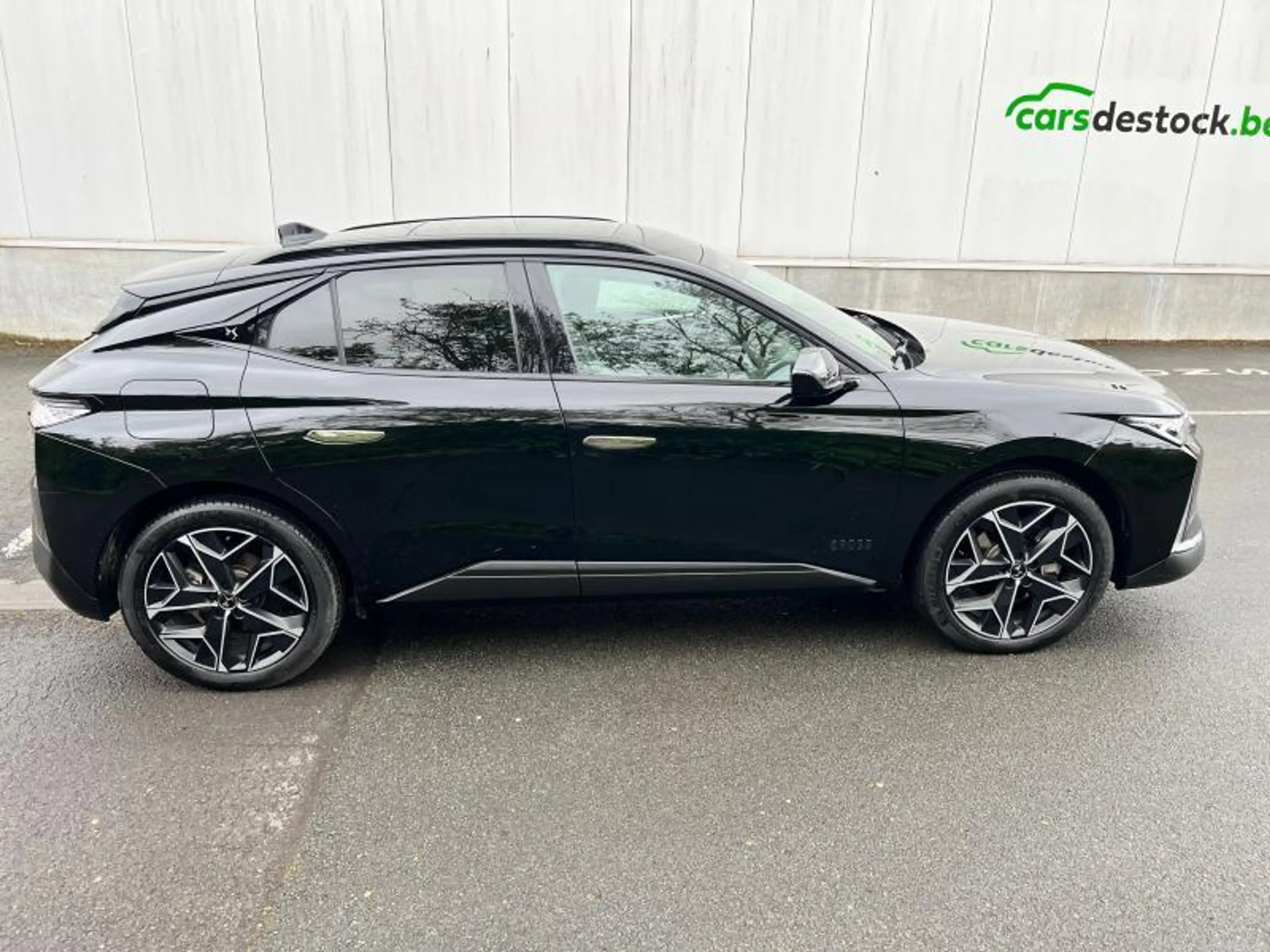 DS Automobiles DS 4 CROSS RIVOLI E-TENSE 225 — photo 6