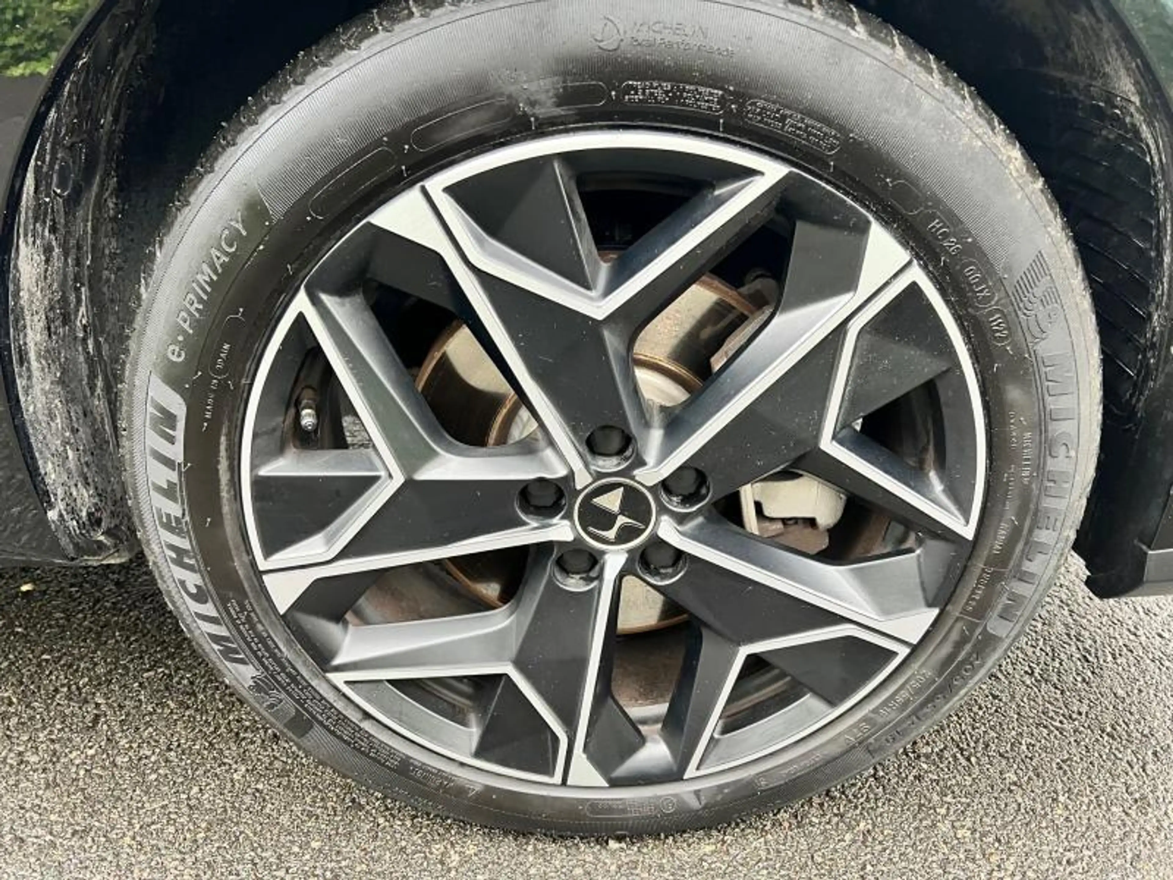 DS Automobiles DS 4 CROSS RIVOLI E-TENSE 225 — photo 9