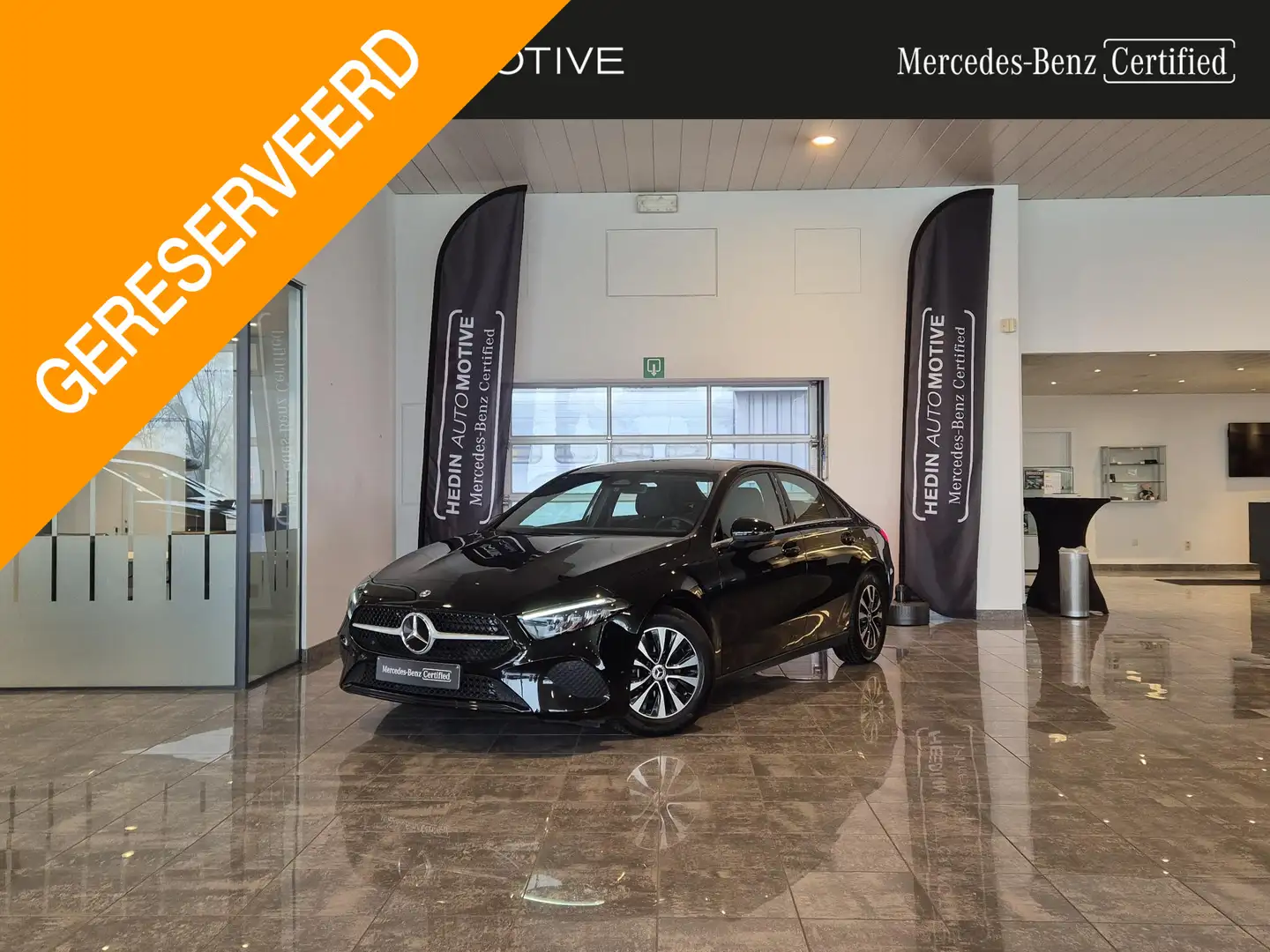 Mercedes-Benz A 180 D Berline Business Line | Verwarmde Zetels | Smart Zwart - 1