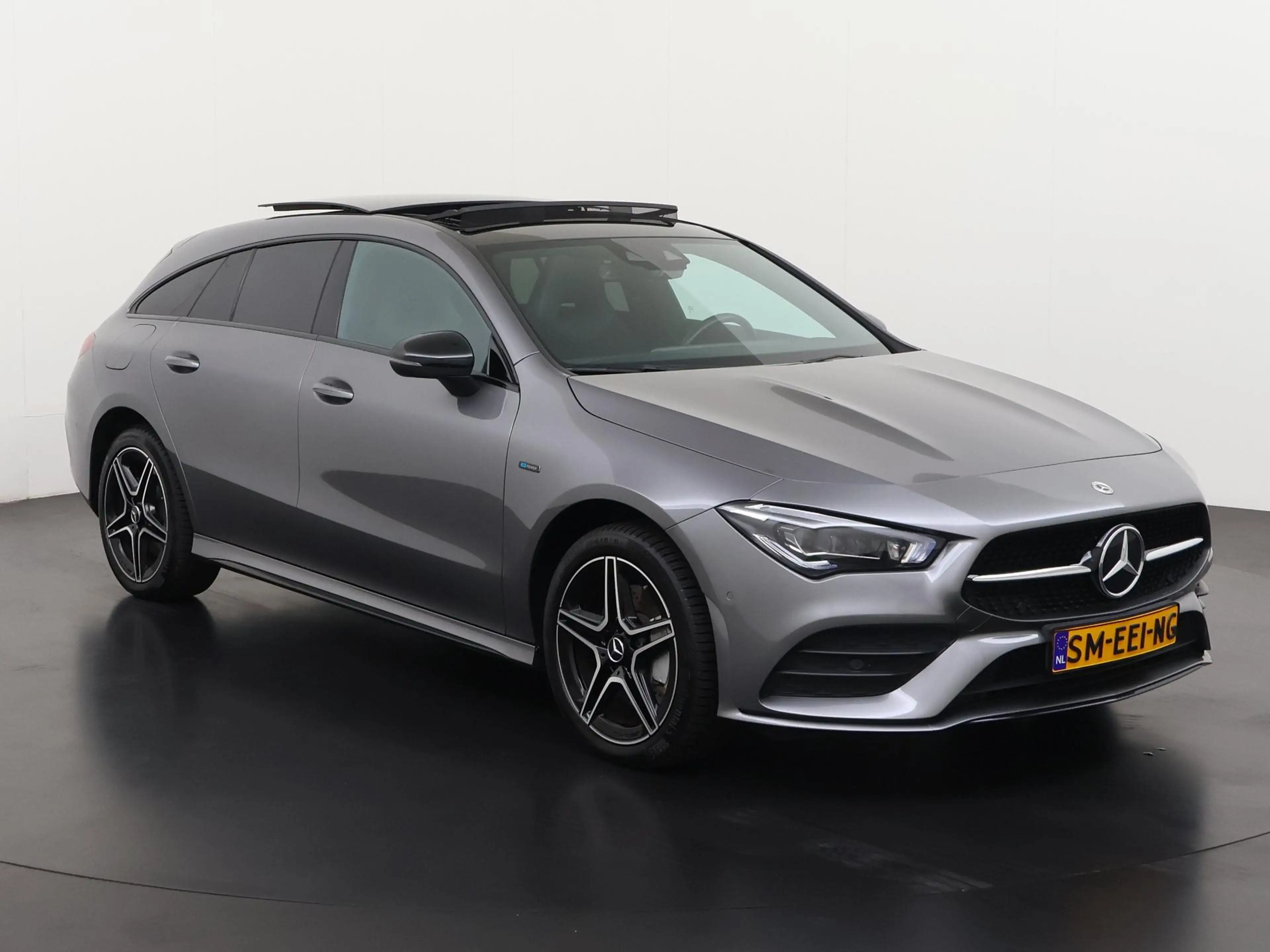 Mercedes-Benz CLA 250 250e AMG Night | Panoramadak | Multibeam LED | Wid — photo 31