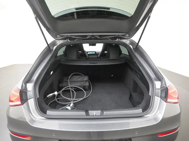 Mercedes-Benz CLA view 30
