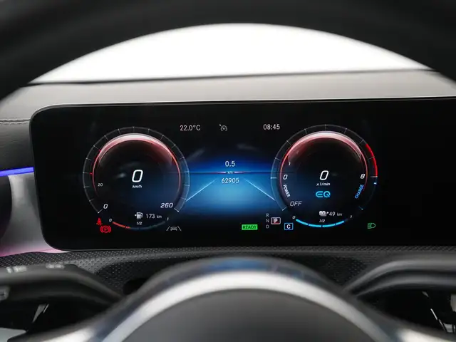 Mercedes-Benz CLA view 9