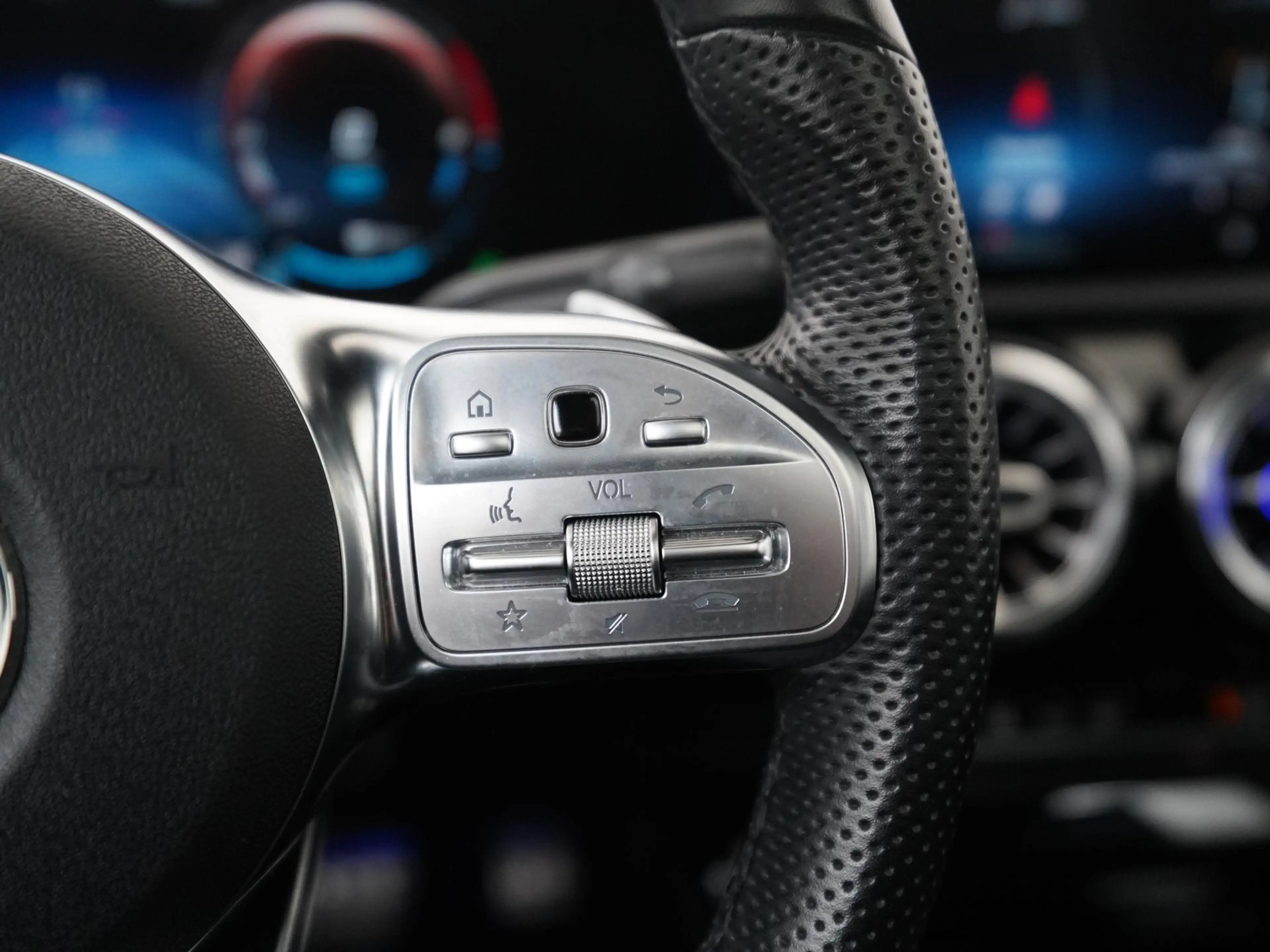 Mercedes-Benz CLA 250 250e AMG Night | Panoramadak | Multibeam LED | Wid — photo 10