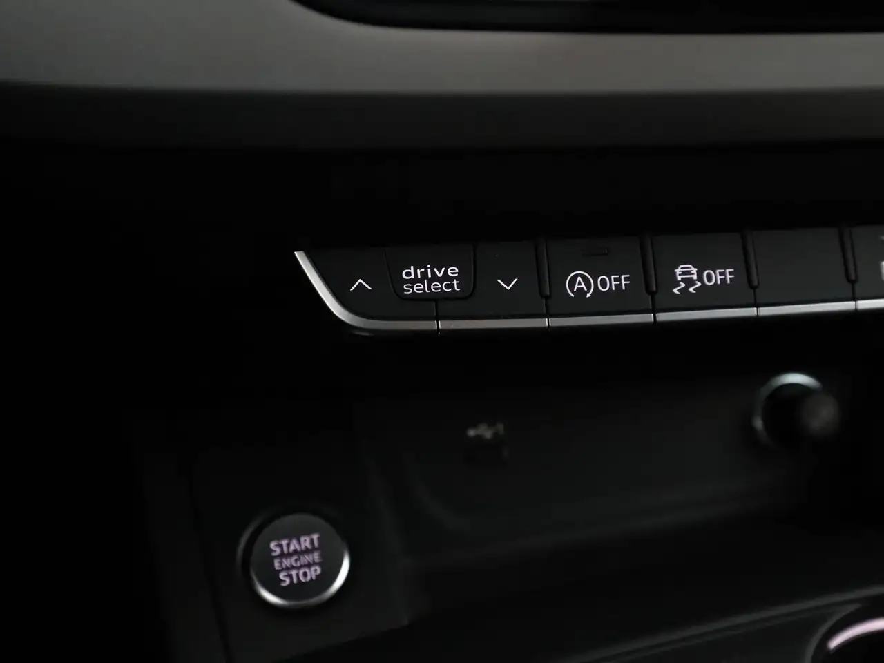 Audi A4 Avant 40 2.0TFSI MHEV Business Advanced QUATTRO 204CV S-Tronic, миниатюра 18