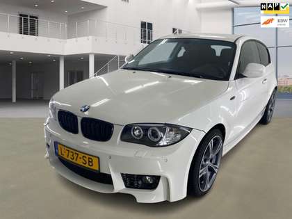 BMW 116 1-serie 116i/m-pakket/navi/6bak/applecarplay/psens