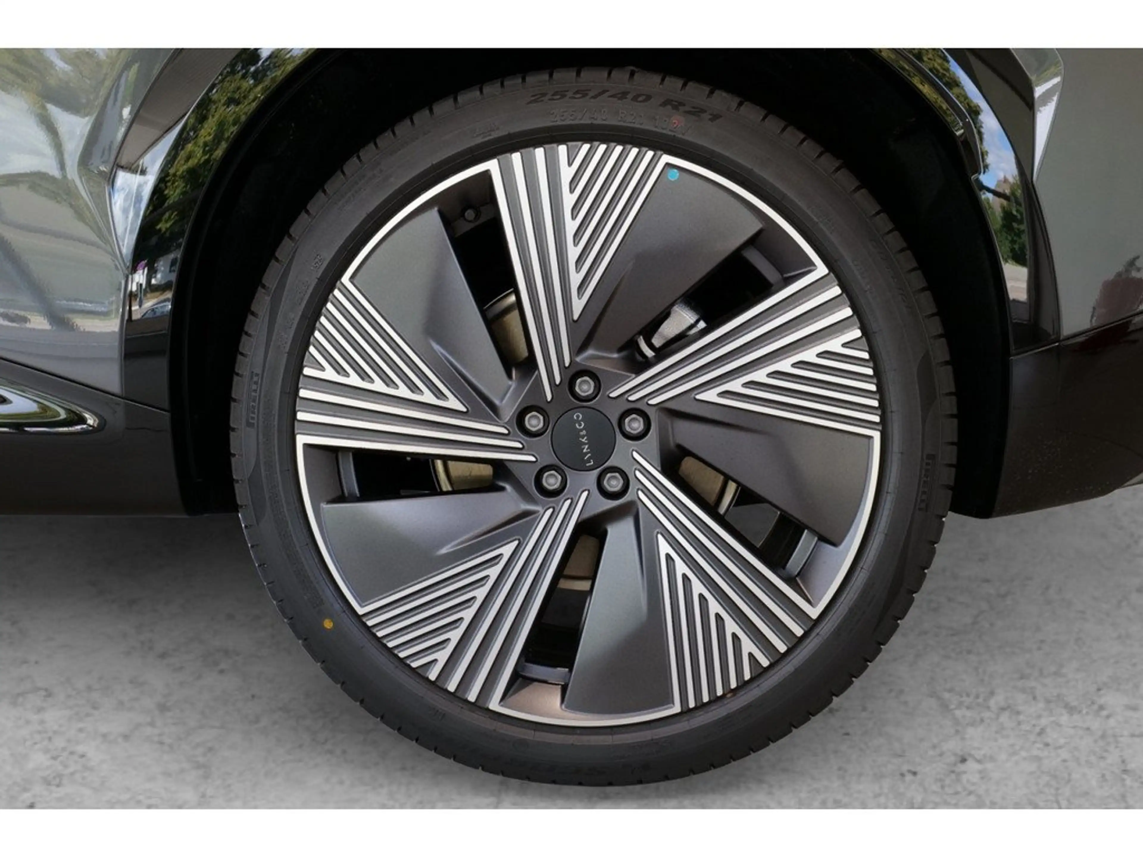 Lynk & Co 08 1.5 T PHEV 257 kW More AKTIVSITZE LED PANO — photo 7