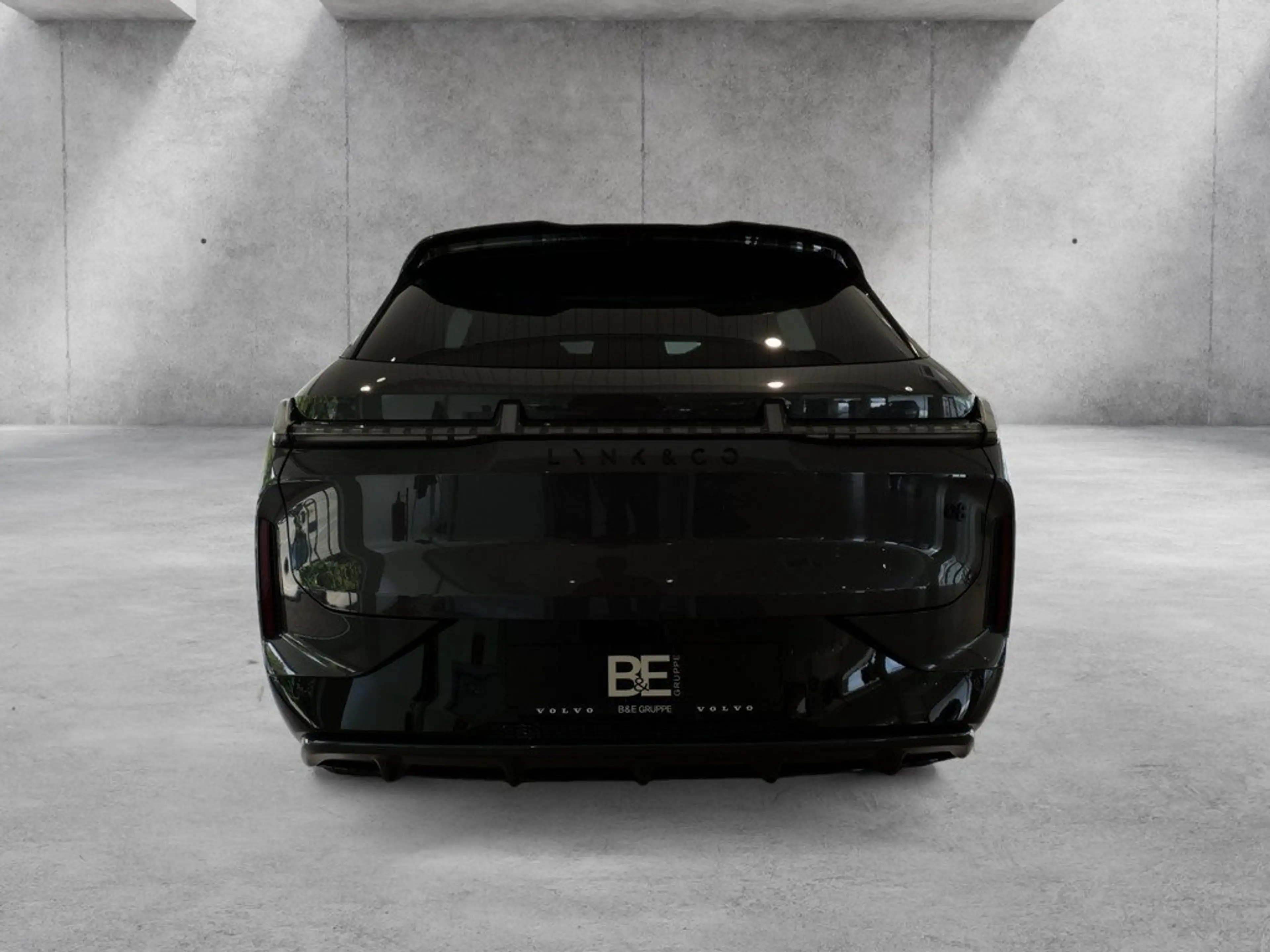 Lynk & Co 08 1.5 T PHEV 257 kW More AKTIVSITZE LED PANO — photo 5