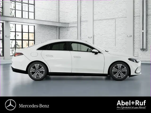 Mercedes-Benz Cla view 6