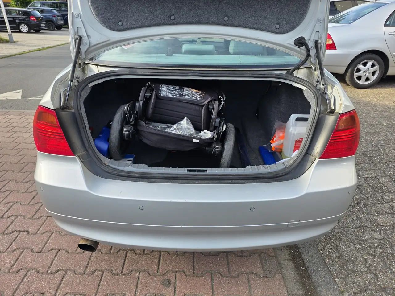 BMW 318i, foto 10