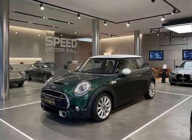 MINI Cooper SD 2.0 Diesel Hype 3p automatica British Green pelle Ivory