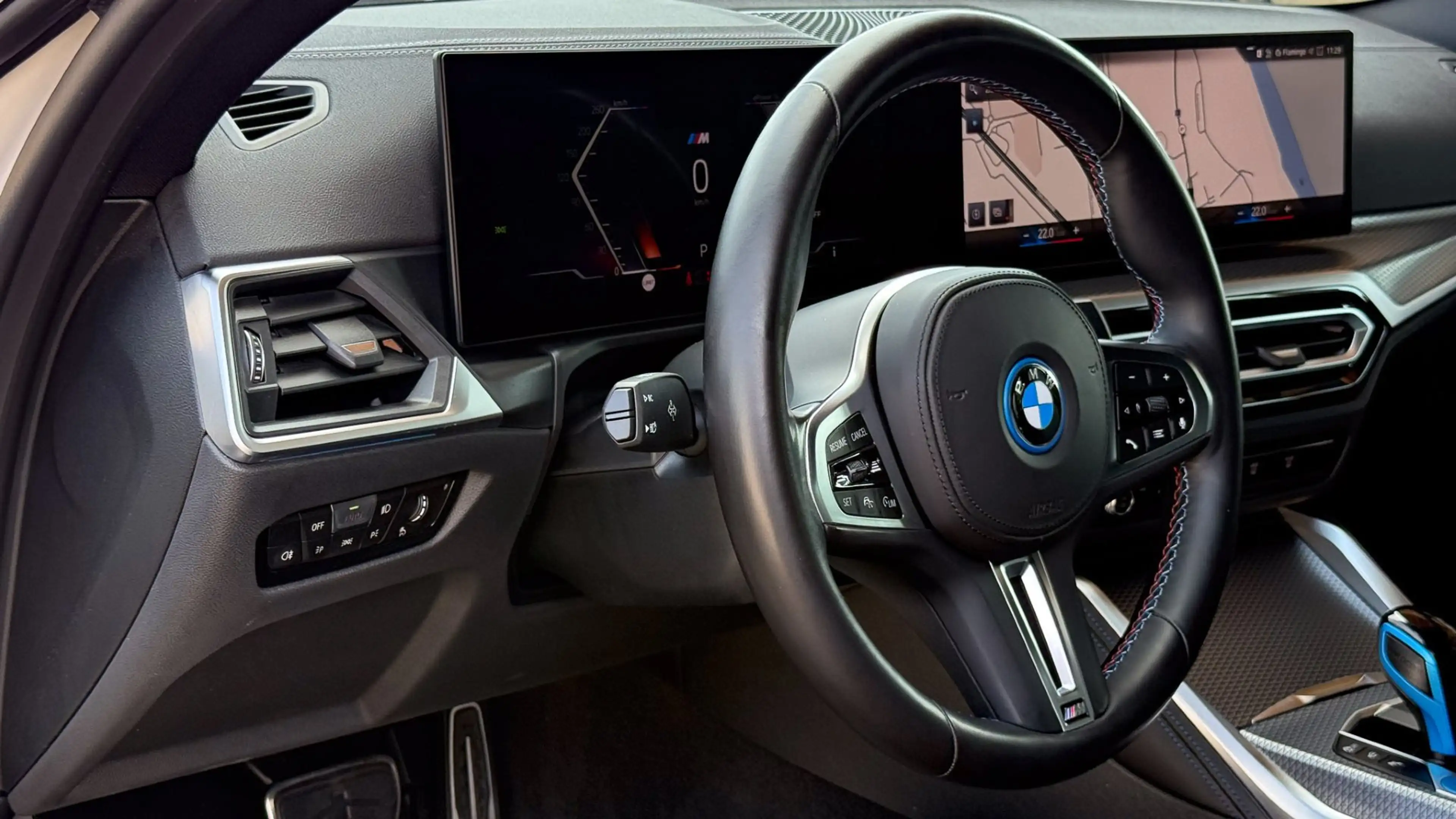 BMW i4 Gran Coupe xDrive M50 M-Sportpaket — photo 10