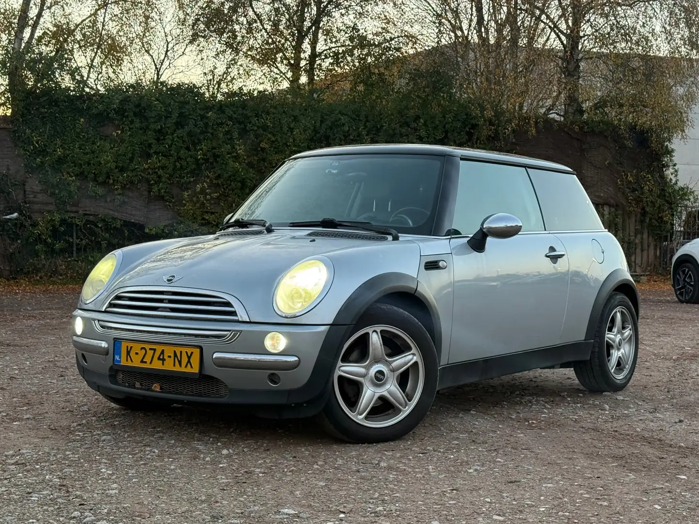 MINI Cooper Mini 1.6 Chili/PANO/XENON Gris - 1