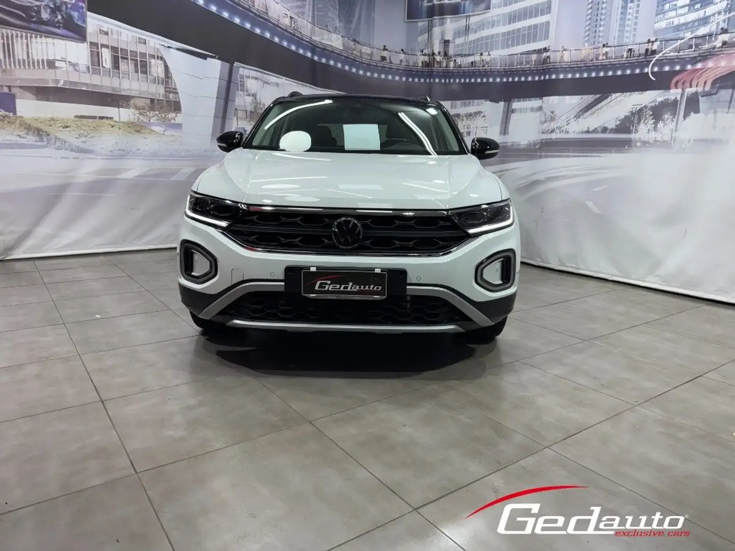 Volkswagen T-Roc 2.0 TDI SCR 150 CV DSG GOAL Sport FULL-LED NAVI Blanc - 1
