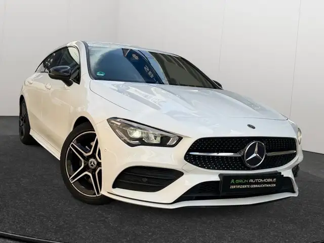 Mercedes-Benz CLA 250 4 Matic/AMG Line