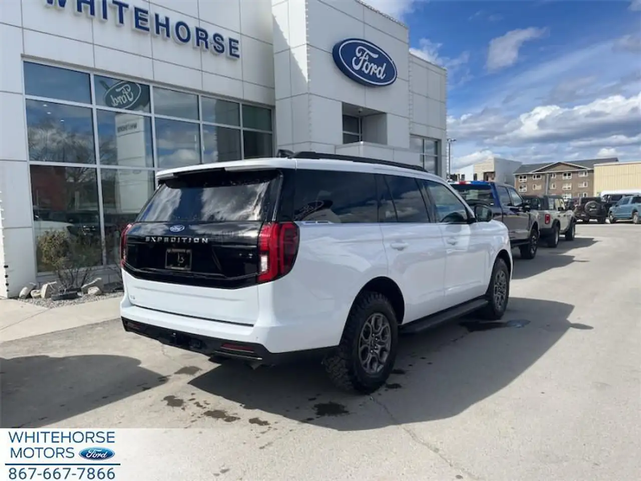 Ford Expedition снимка Ford Expedition