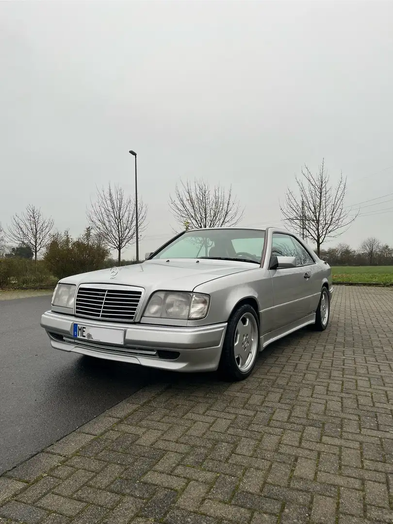 Mercedes-Benz E 220 C124 W124 Coupe AMG Design Bodykit / Felgen Zilver - 1