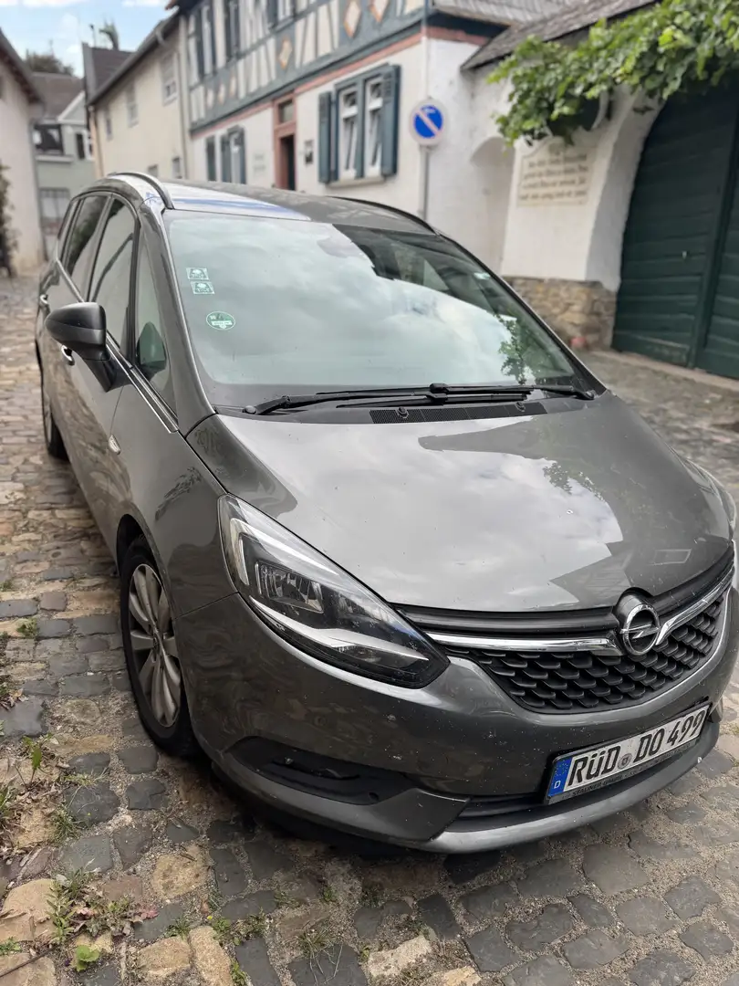 Opel Zafira 2.0 D (CDTI ecoFLEX) Start/Stop ON Grau - 1