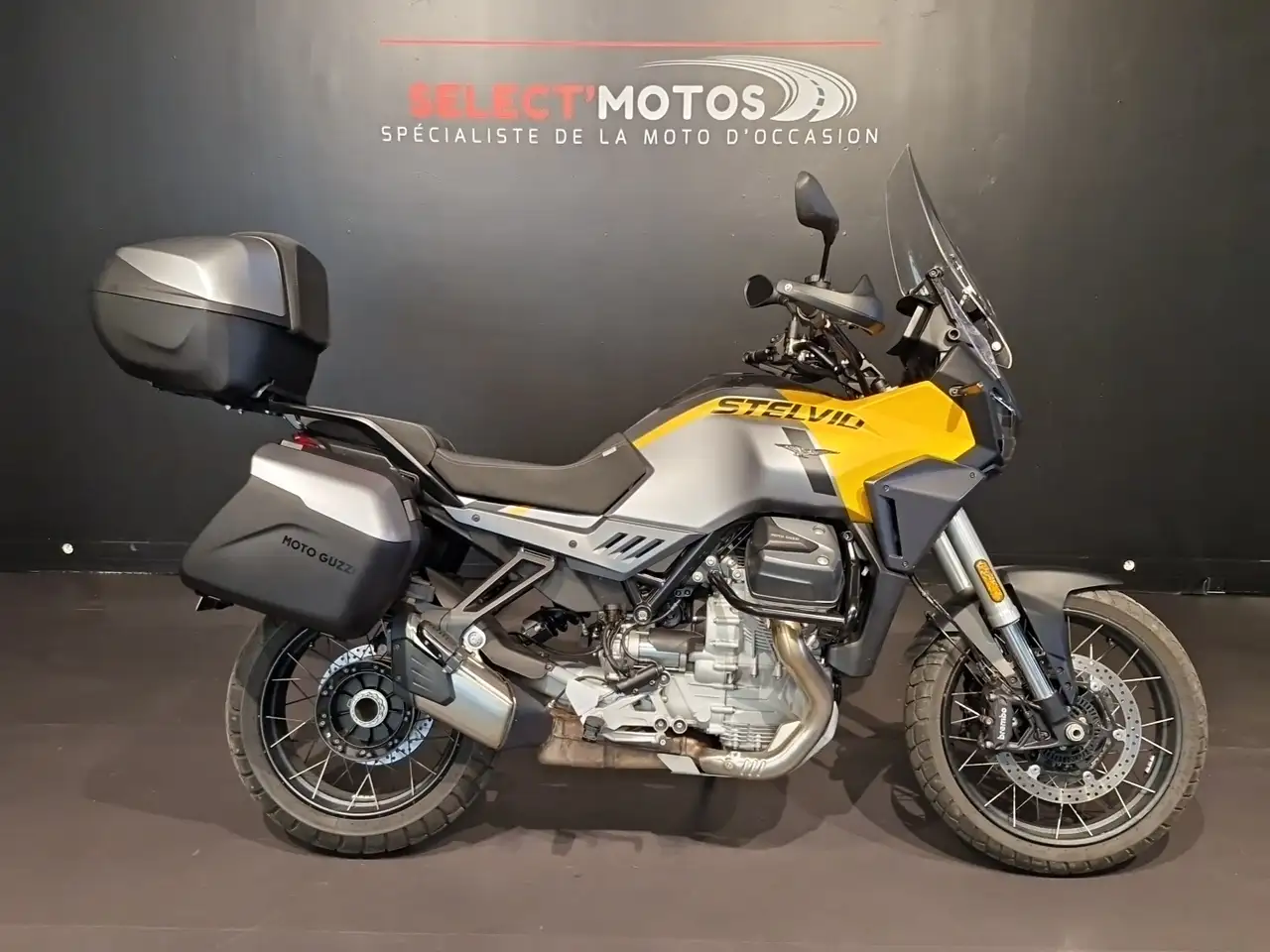 Moto Guzzi Stelvio