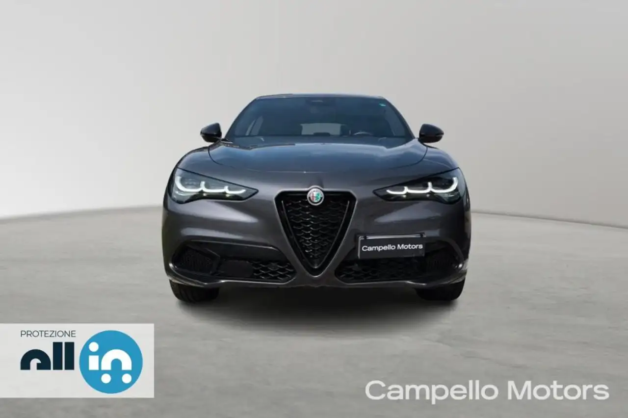 Alfa Romeo Stelvio 2025