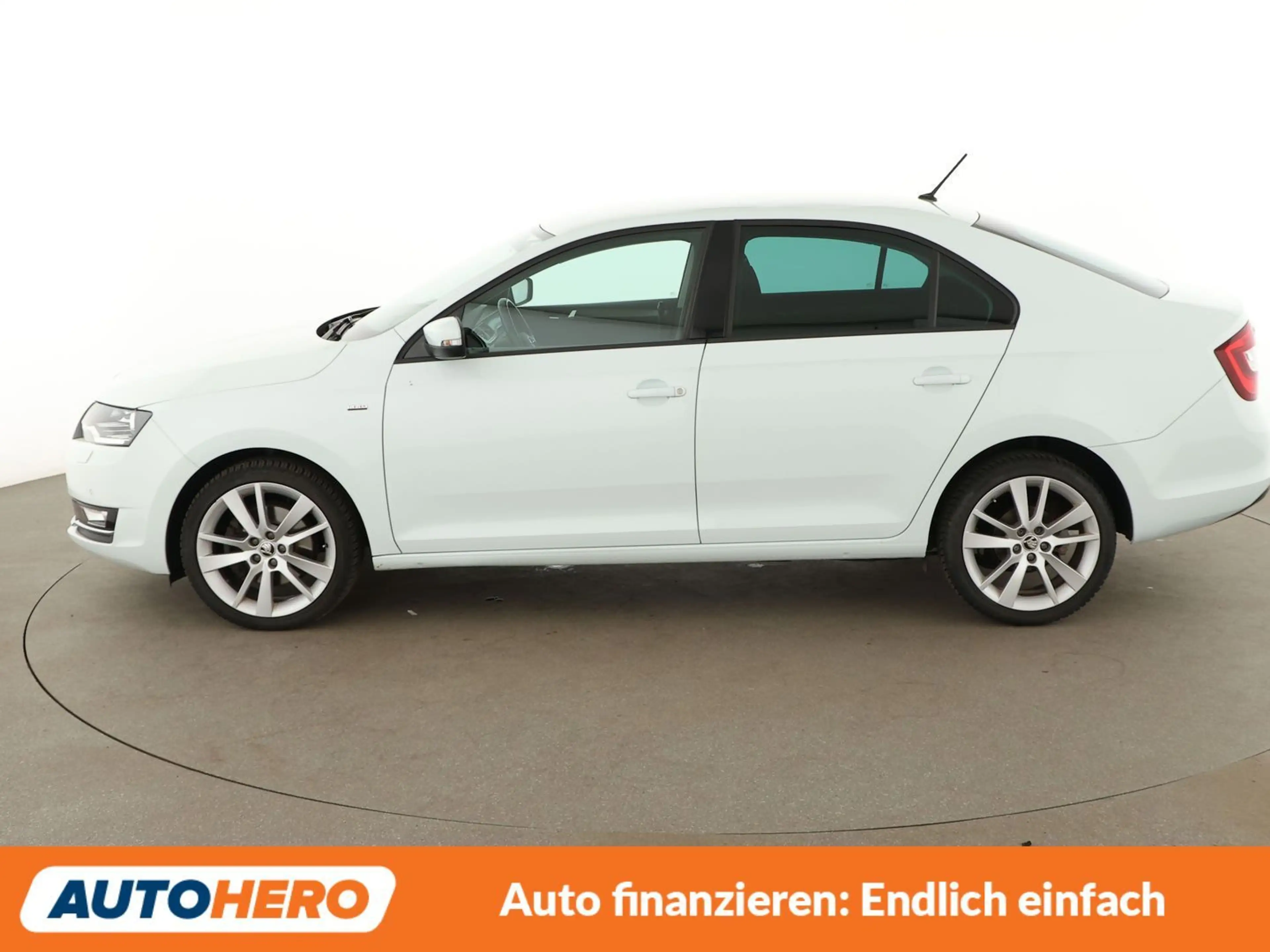 Skoda Rapid/Spaceback 1.0 TSI Clever*PDC*SHZ*KLIMA*TEMPO*GARANTIE* — photo 3