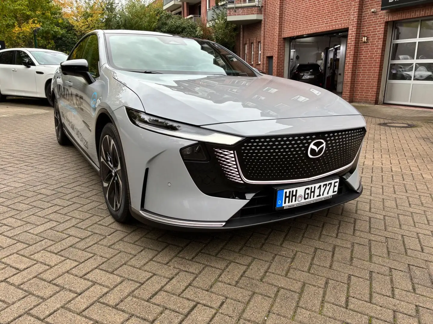 Mazda 6e EV 258PS Takumi Plus Grau - 1