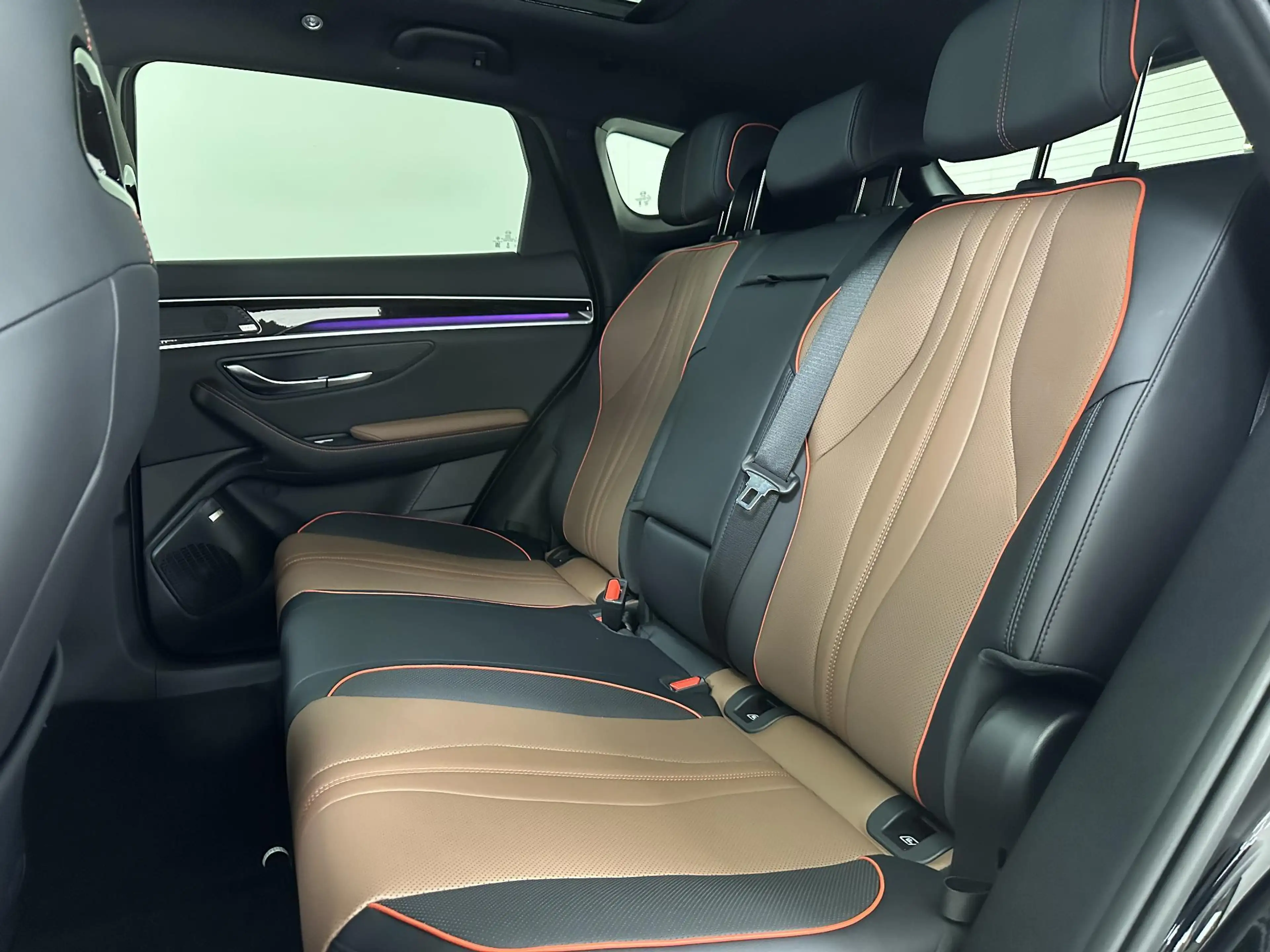 BYD Seal U 1.5 DM-i FWD Boost Geregistreerde voorraad l Panor — photo 8