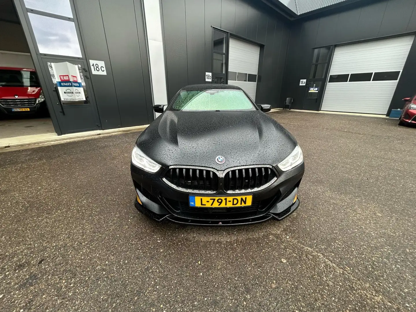BMW M850 8-serie Gran Coupé M850i xDrive High Executive Zwart - 2