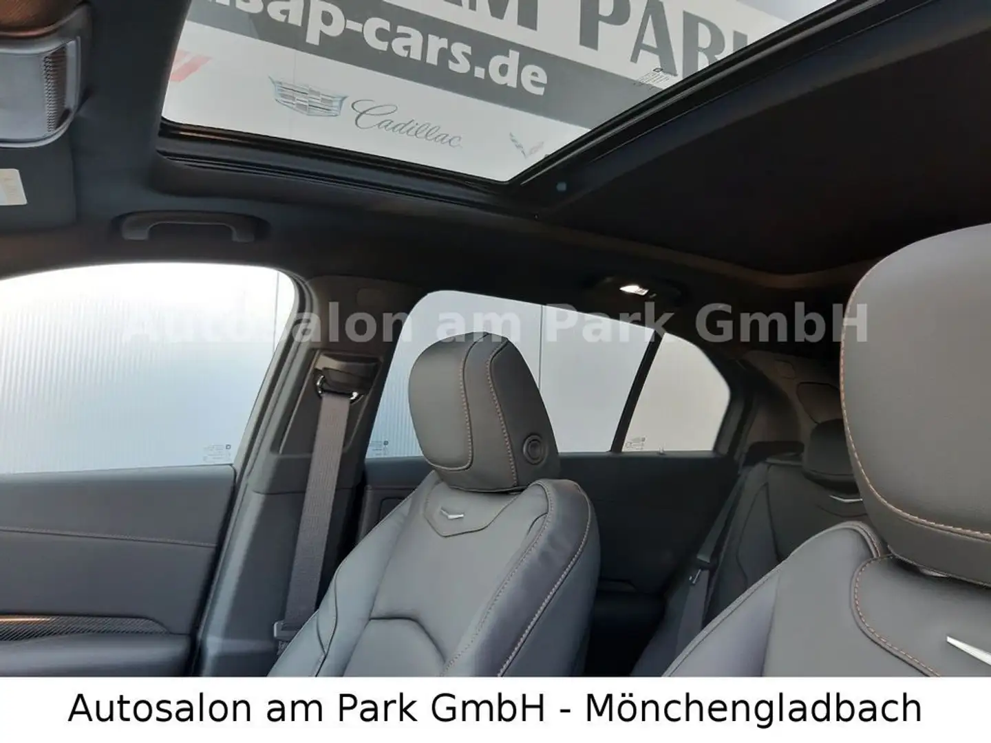 Cadillac XT4 350T AWD Sport-P.-Dach/2,99%/293 € mtl. Schwarz - 2