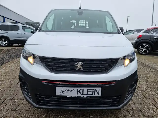 Peugeot Partner FlexCab L2 BlueHDi130EAT8 automatik DoKa
