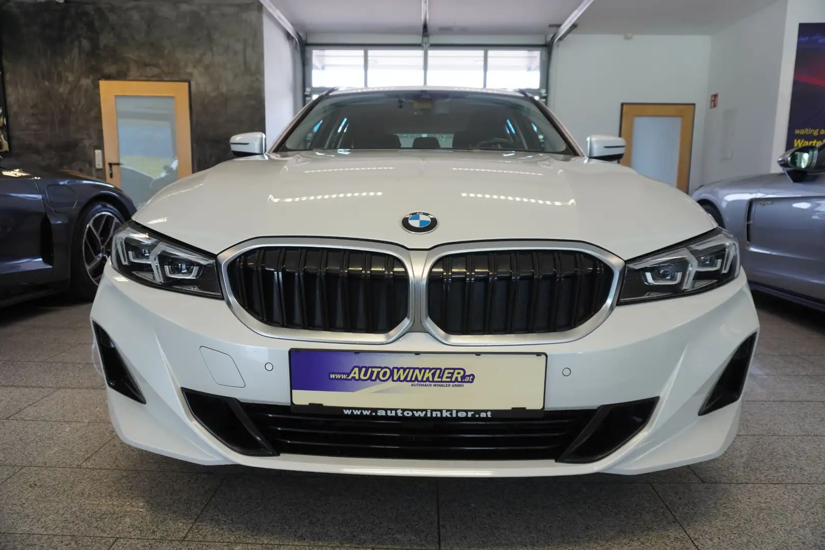 BMW 320 d xDrive Aut. MY24/LED/HeadUp/Navi Weiß - 2
