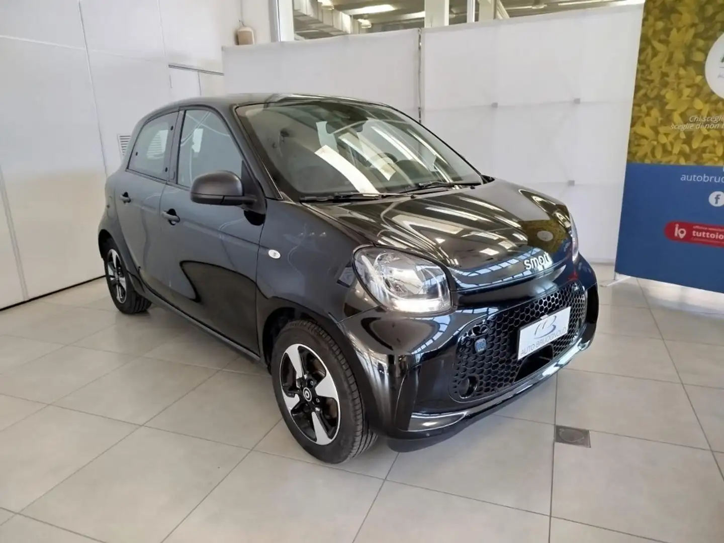 smart forFour EQ Passion Noir - 1
