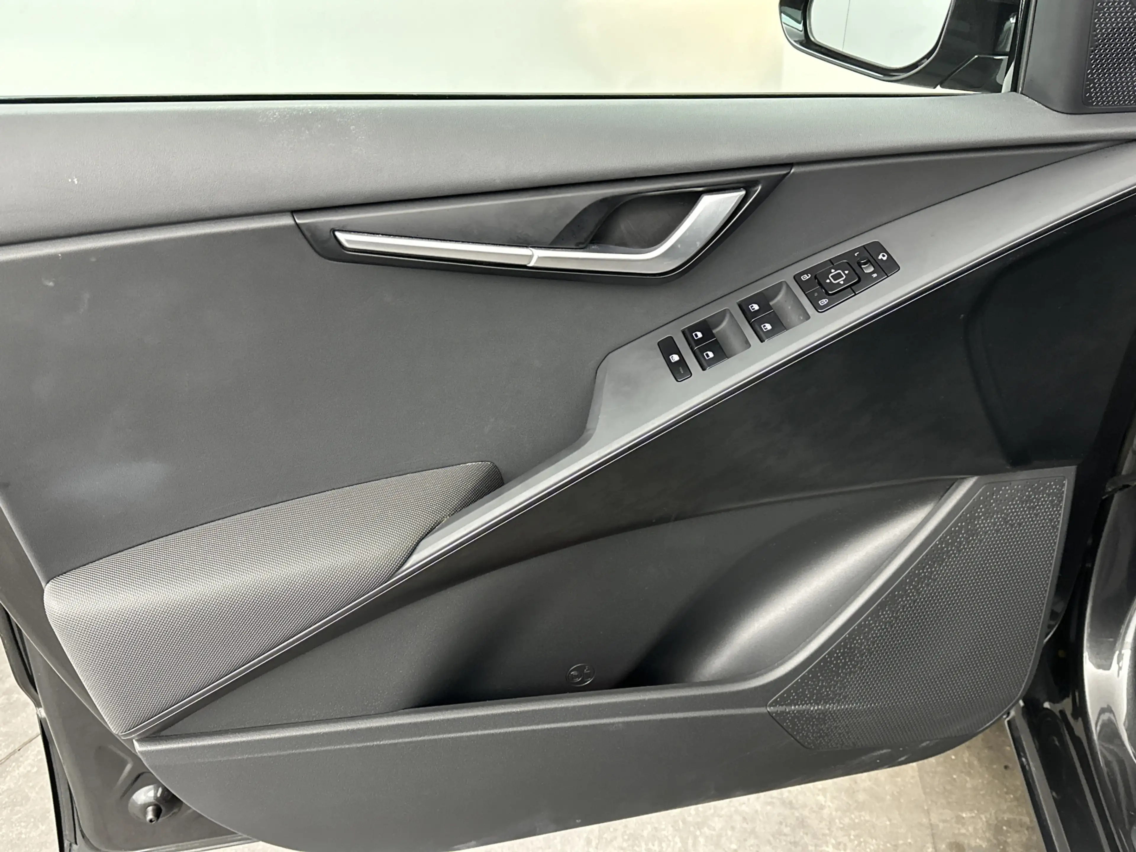 Kia Niro 1.6 GDi Hybrid DynamicLine | licht metalen wielen — photo 11