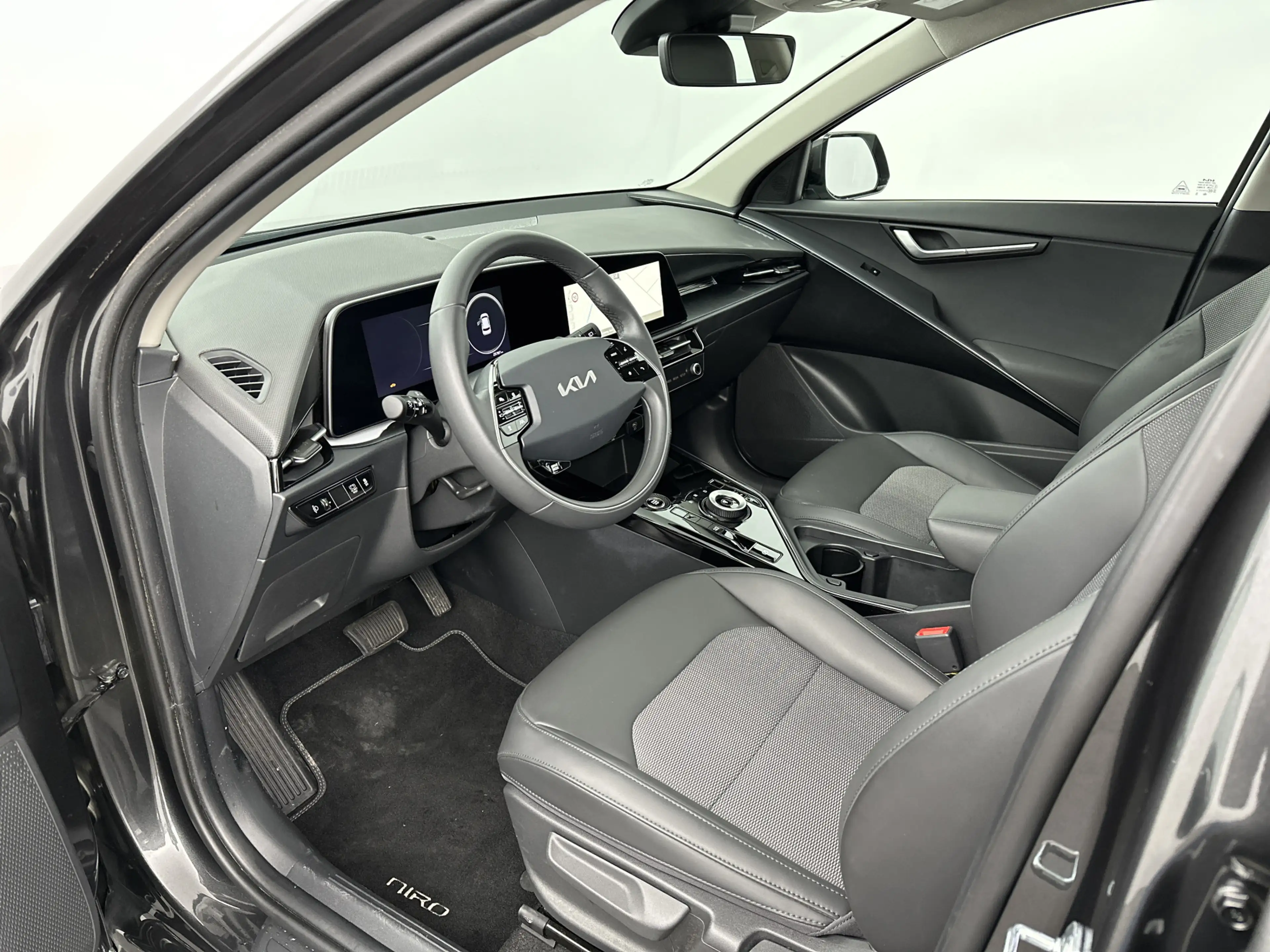 Kia Niro 1.6 GDi Hybrid DynamicLine | licht metalen wielen — photo 10