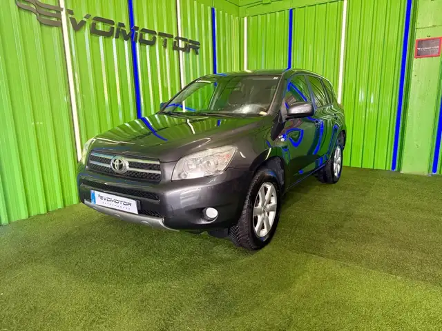 Toyota RAV4 2.2D-4D Sol Cross Sport