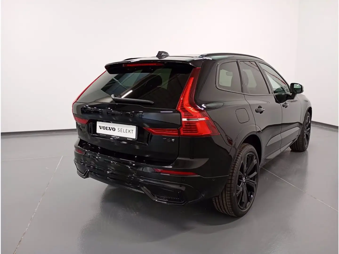 Volvo XC60 2.0 t6 phev Ultra Black Edition awd auto Schwarz - 2