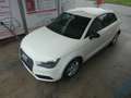 Audi A1 attraction*TÜV 03/2027*Garantie*8-fach*1.Hand* Blanco - thumbnail 4