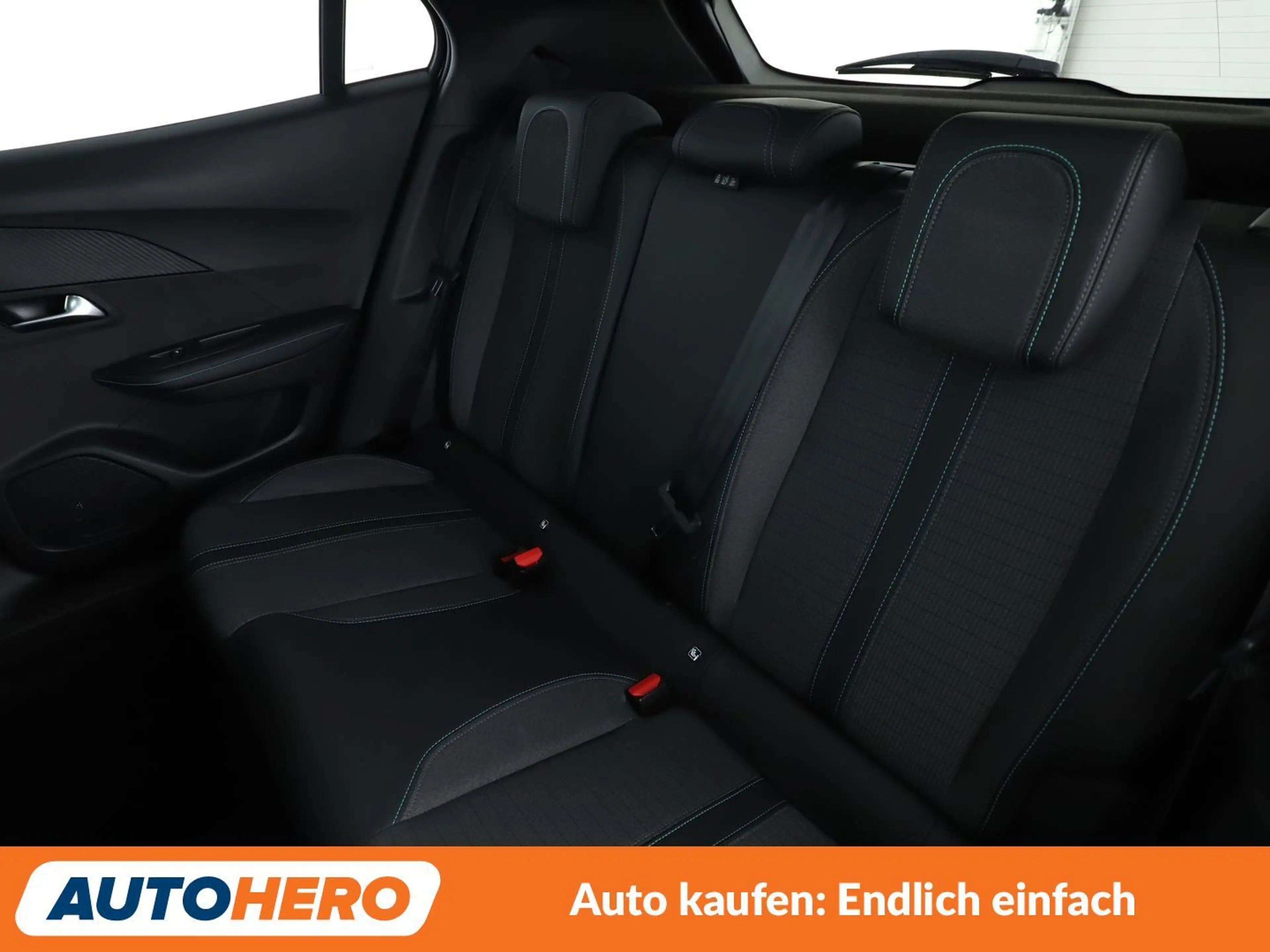 Peugeot e-2008 electric drive 100 kW Allure Pack *VC*TEMPO*CAM* — photo 14