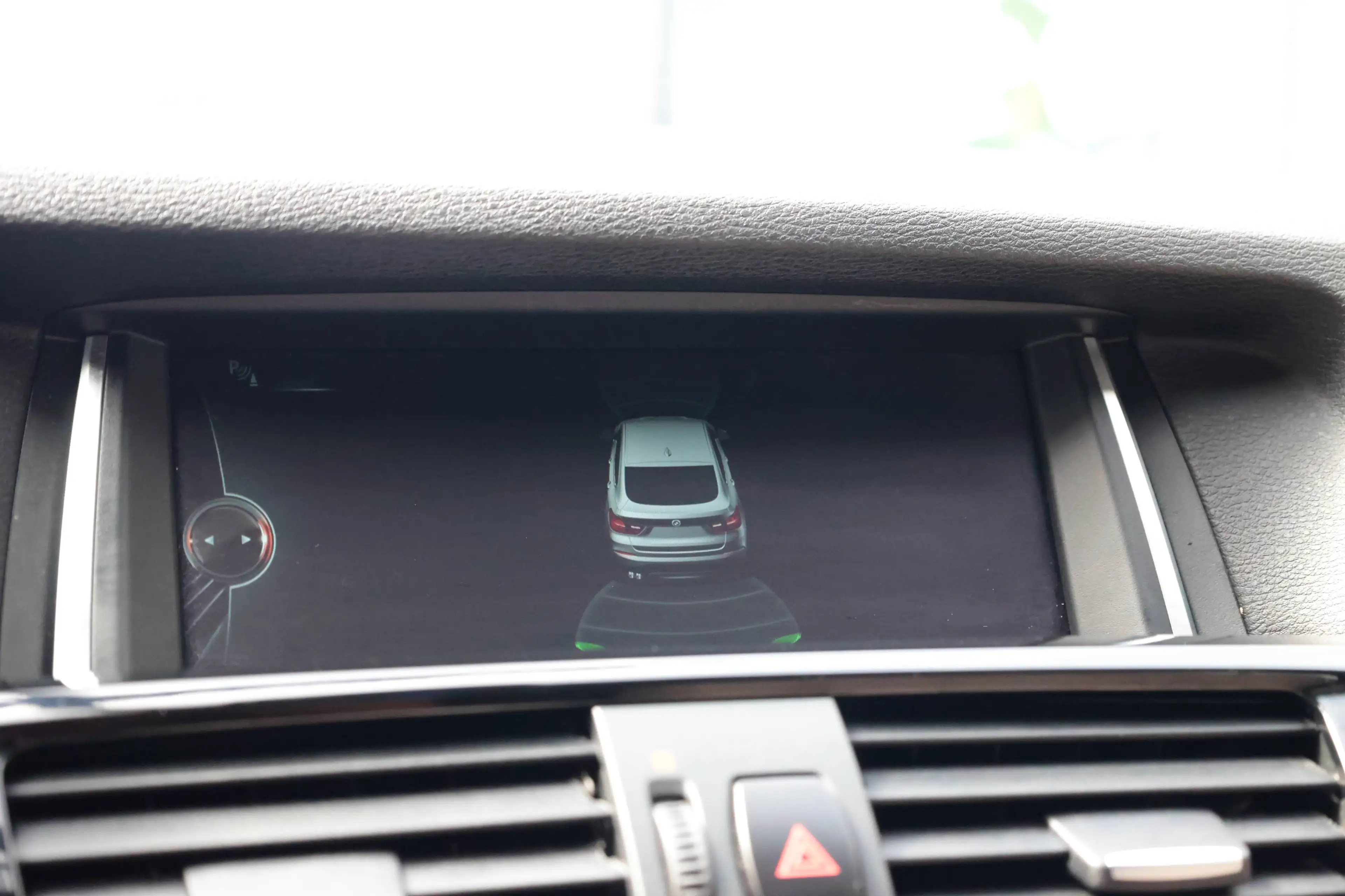 BMW X4 xDrive 20 d — photo 12