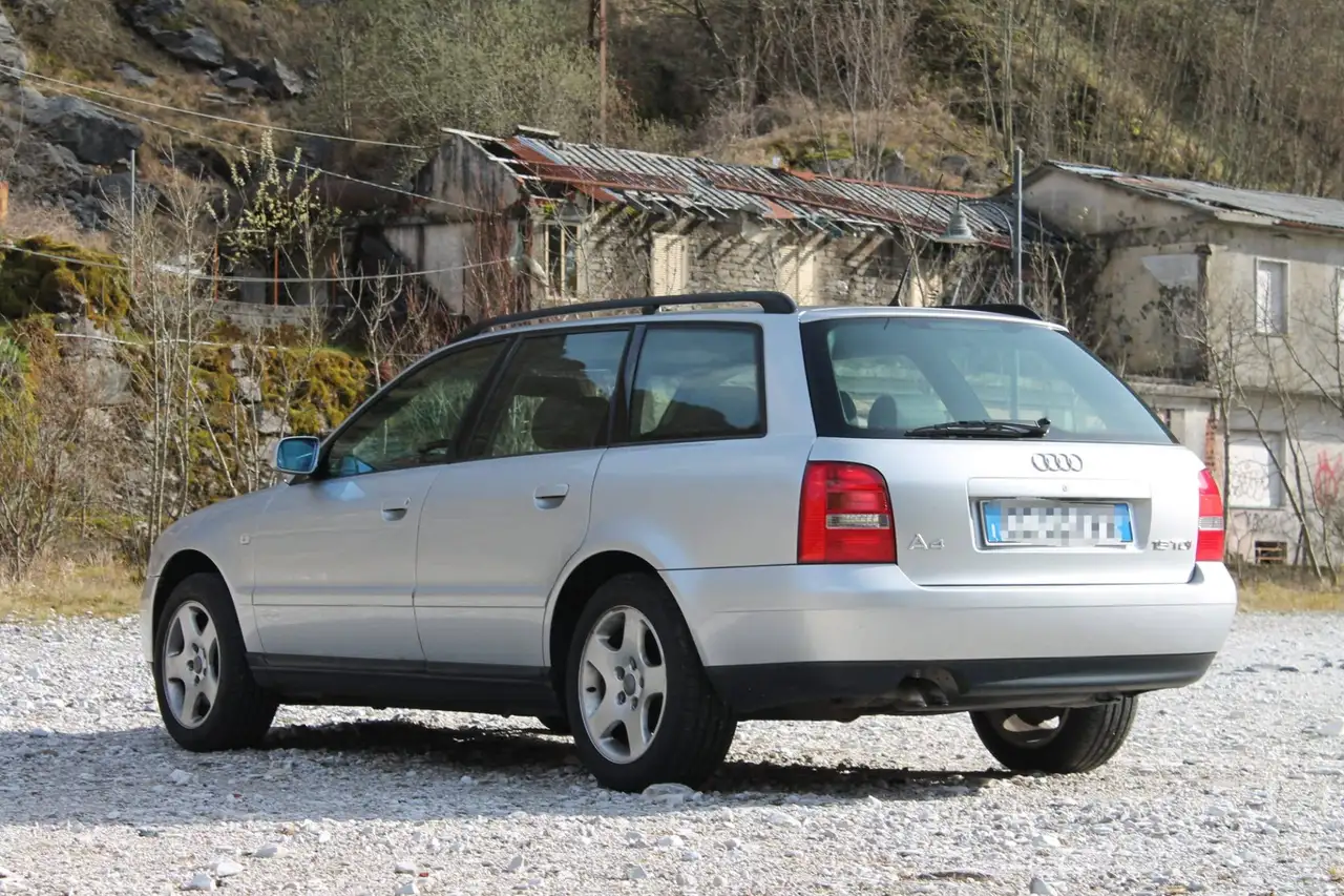 Audi A4 Avant 1.9 tdi 115cv, foto 2