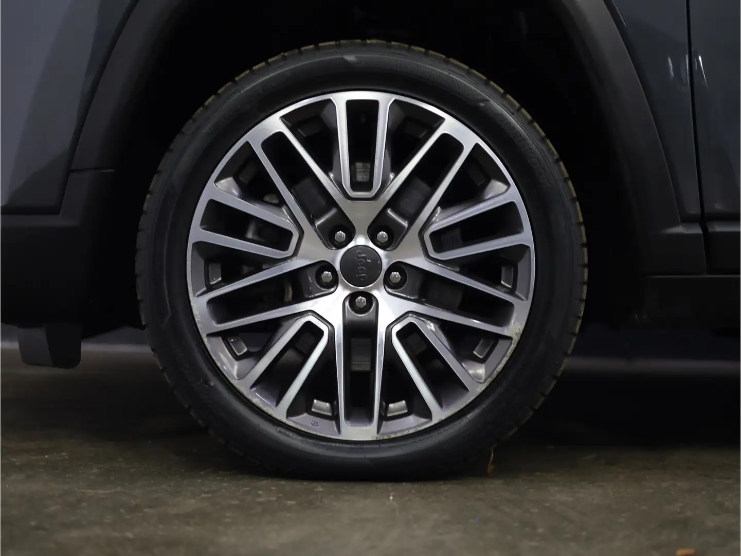 Jeep Compass 4xe 190 Plug-in Hybrid Electric Limited S camera | Grijs - 2