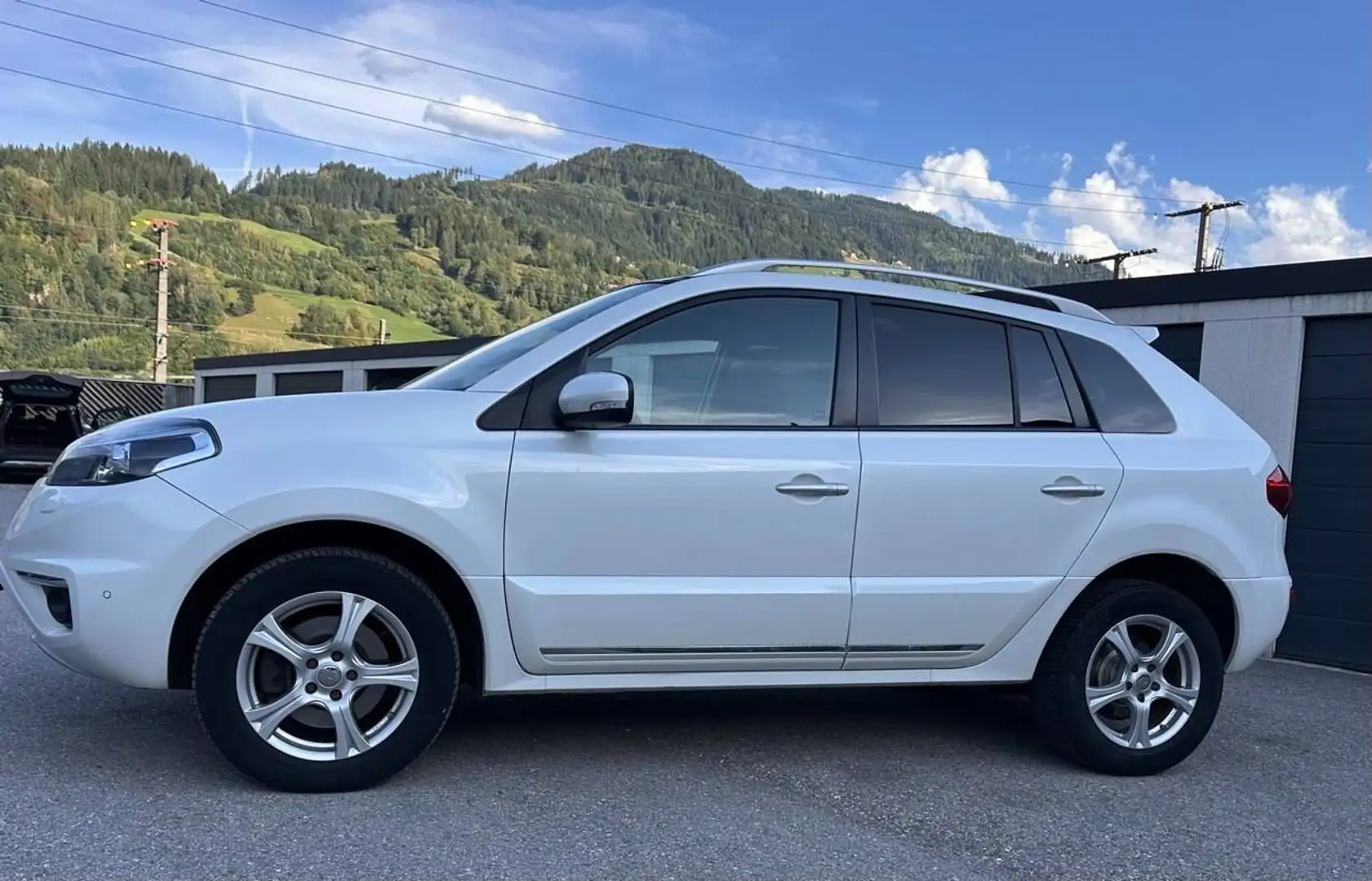 Renault Koleos Koleos 2,0 dCi 175 4WD Bose Edition Aut. Weiß - 2
