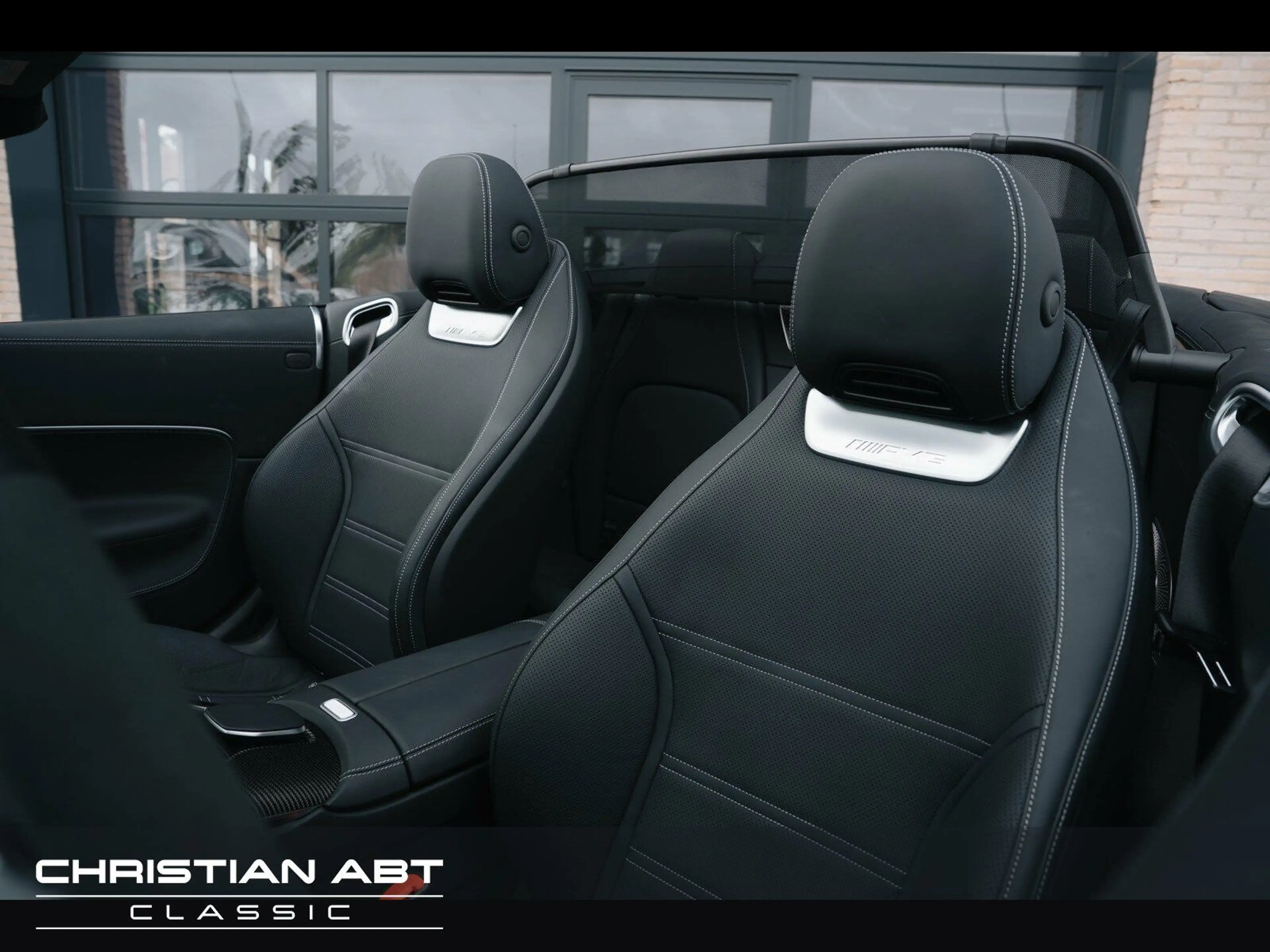 Mercedes-Benz SL 63 AMG 4Matic Burmester Navi/Nachtsichtass. — photo 9