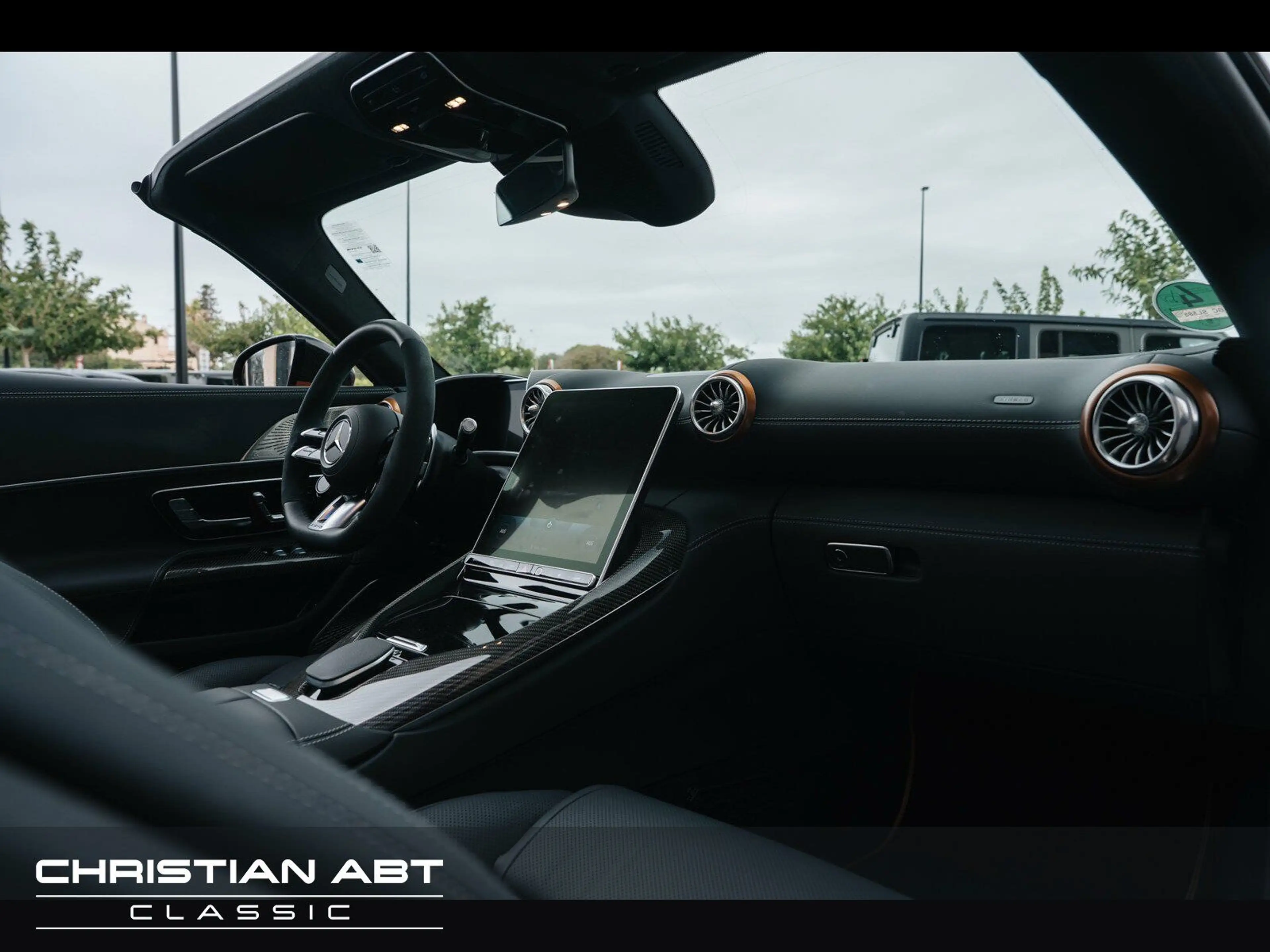 Mercedes-Benz SL 63 AMG 4Matic Burmester Navi/Nachtsichtass. — photo 8