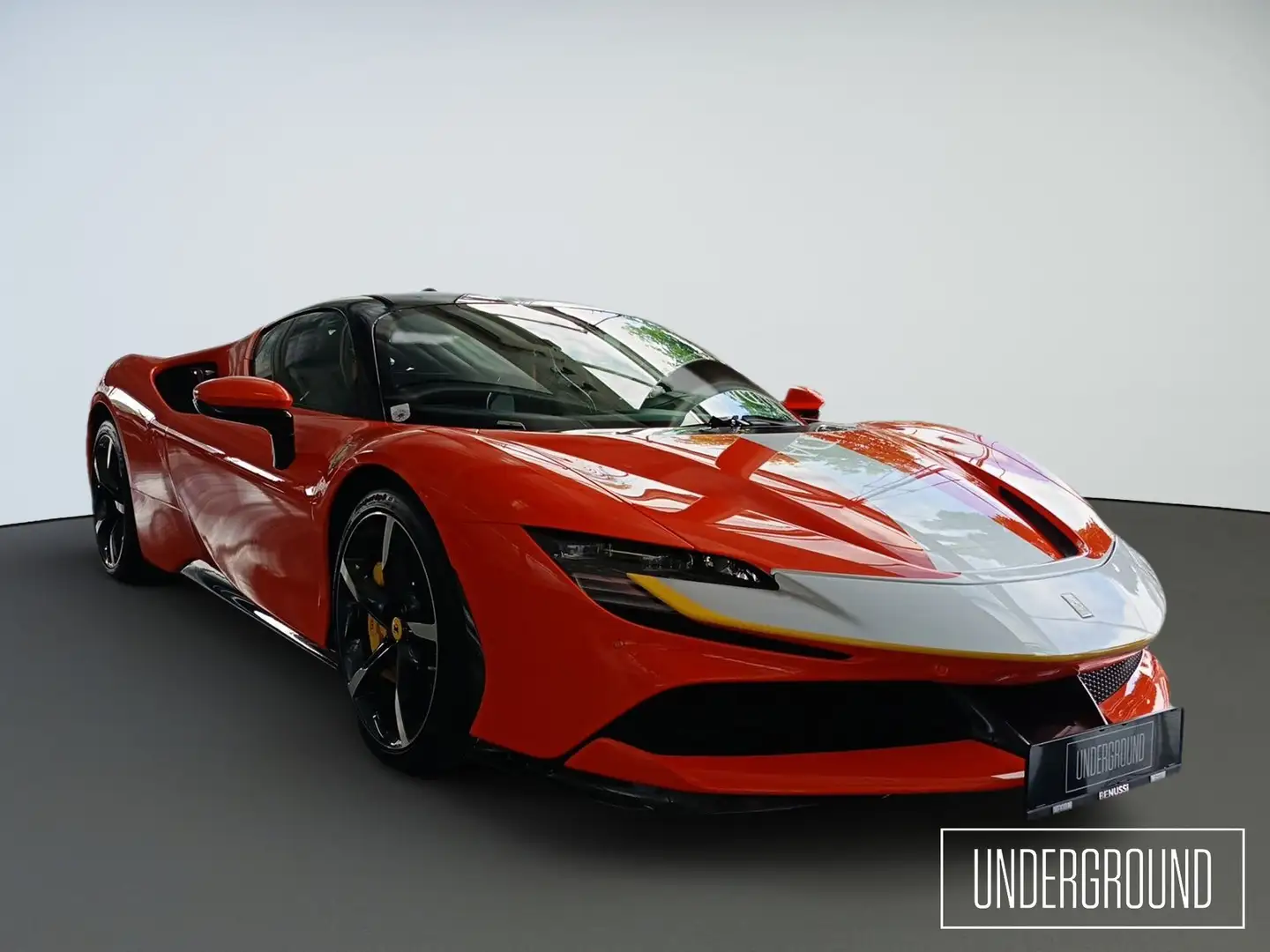 Ferrari SF90 Stradale SF90 Stradale 7,9kWh F1-DCT Orange - 2