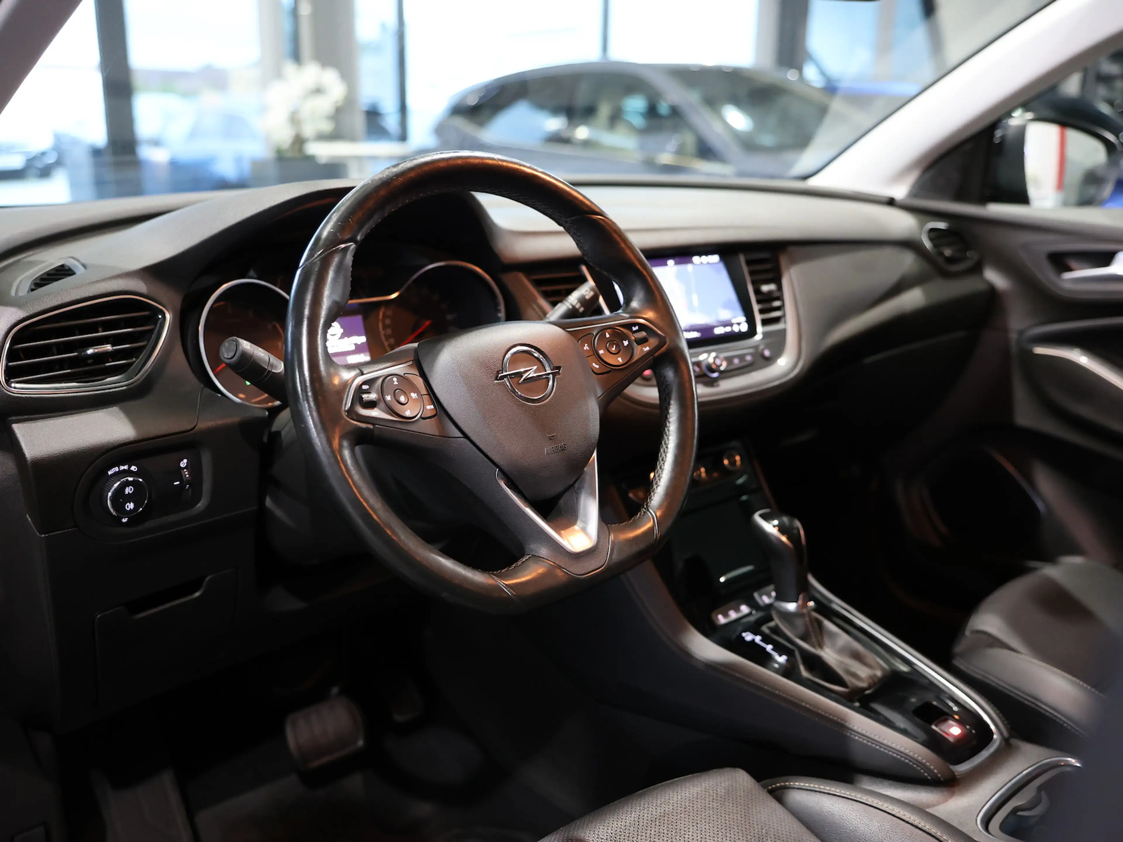 Opel Grandland 2.0 D ULTIMATE LED, LEDER+MEMORY+LUFT — photo 9