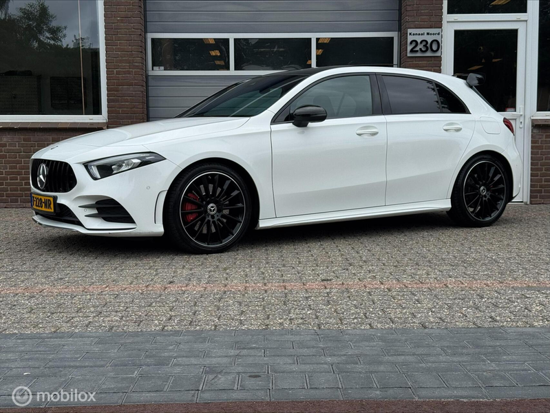 Mercedes-Benz A 250 Premium Plus